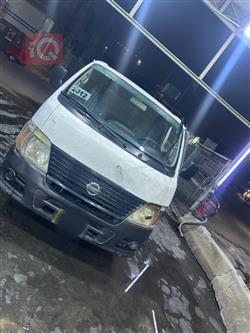 نيسان اورفان